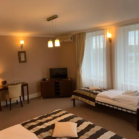 Eden Hotel Zeliezovce