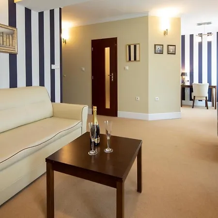 Eden Hotel Zeliezovce