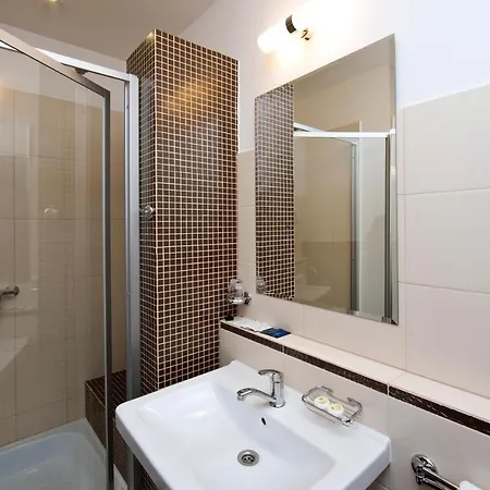 Hotel Eden 3*