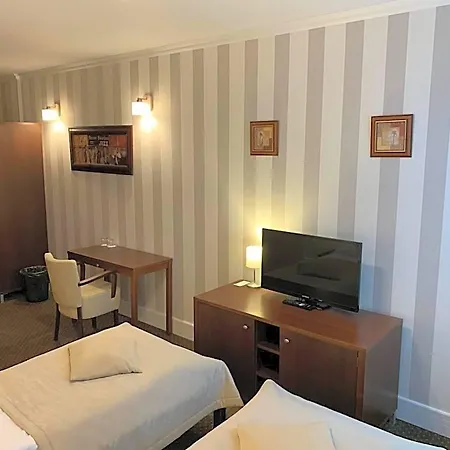 Eden Hotel 3*