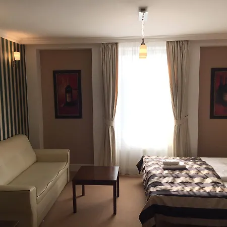 Hotel Eden 3*