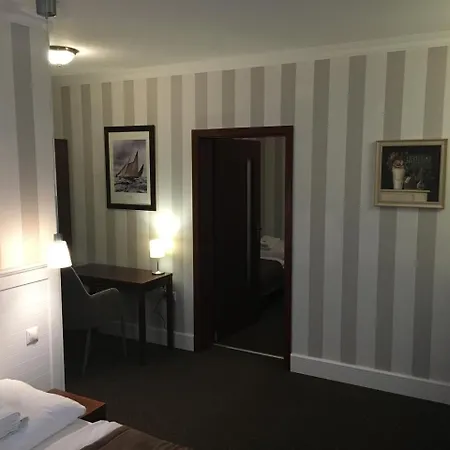 Hotel Eden